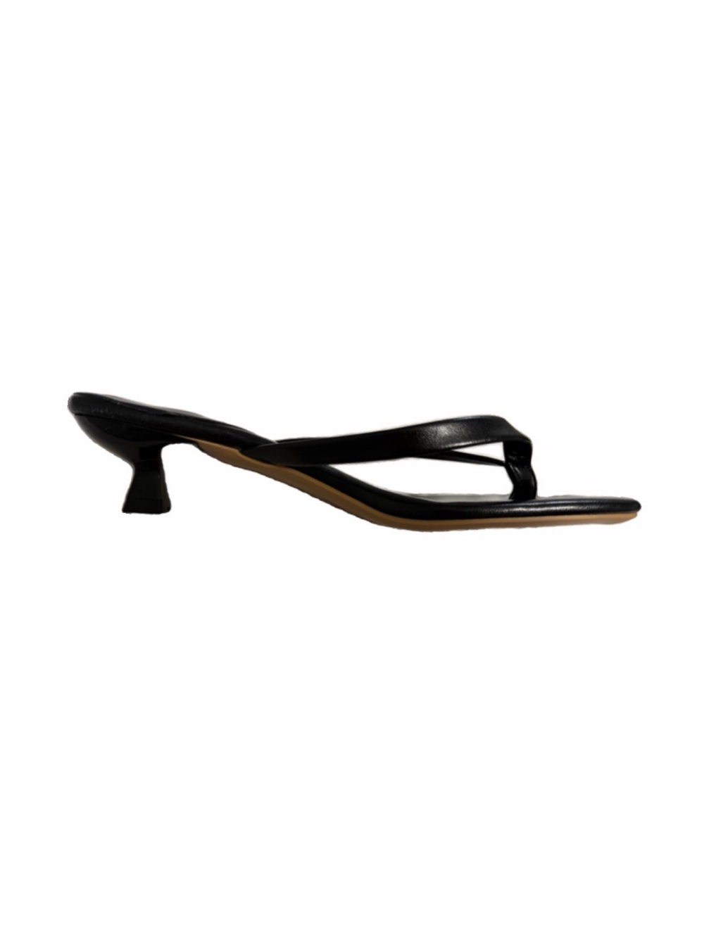 Source Unknown Black Leather Thong Kitten Heel Sandal